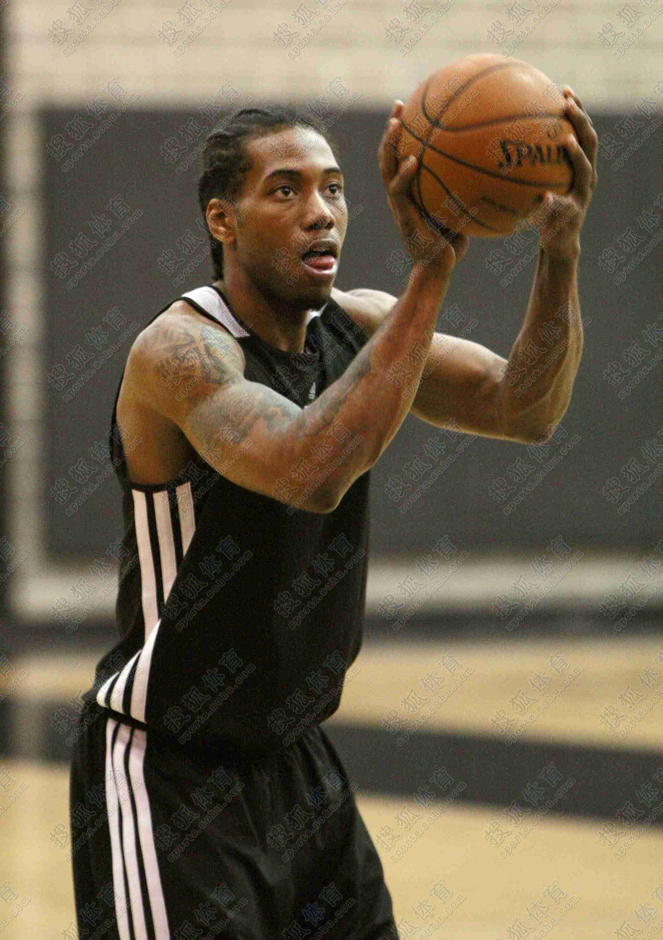 篮球场地类型全介绍（篮球场地类型全指南）