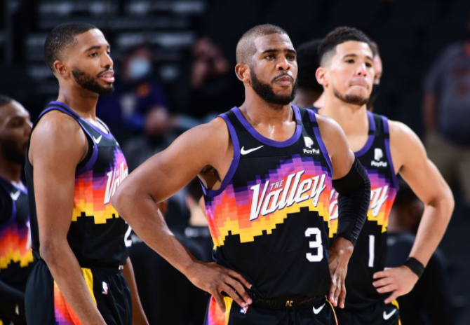 穆里尼奥：我们体能更充沛？这听起来像是借口，我们理应赢球（穆帅：别拿体能当借口，我们本该赢下比赛）