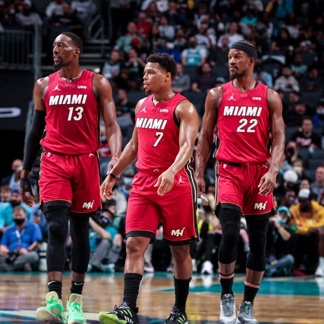 意甲：国米主场3-0击败博洛尼亚（意甲-国米主场三球零封博洛尼亚）