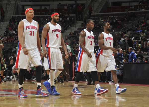 周六西甲裁判安排：科尔德罗将执法巴萨vs奥萨苏纳（西甲周六裁判出炉：科尔德罗执法巴萨对阵奥萨苏纳）